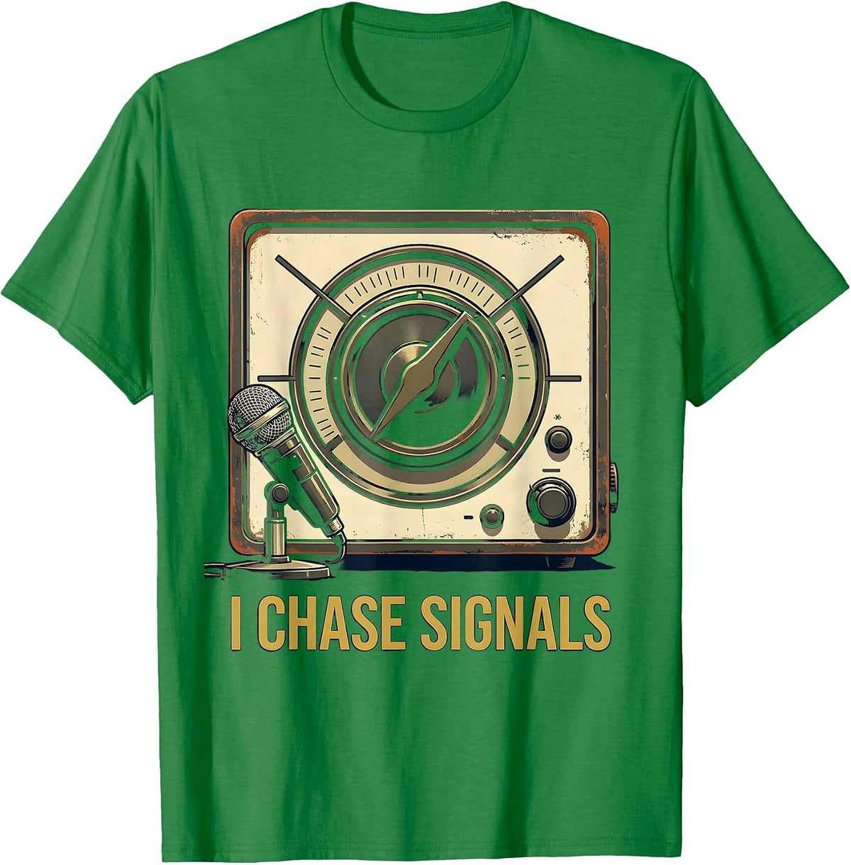 Men's I Chase Signals Vintage Ham Radio Operator Humor T-Shirt - Kelly Green